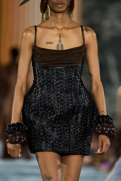 Look 229